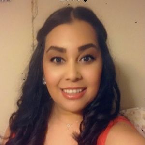 Meet your Posher, Roxanne